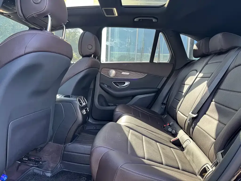 Mercedes-Benz GLC 2021 из CN, фото 8
