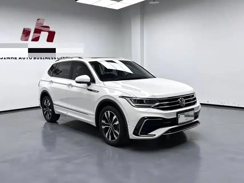 Volkswagen Tiguan L 2023 из CN, фото 2