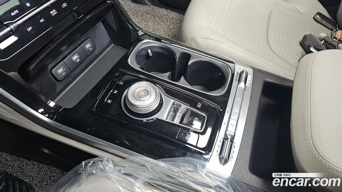 Kia Carnival 2023 из KR, фото 10