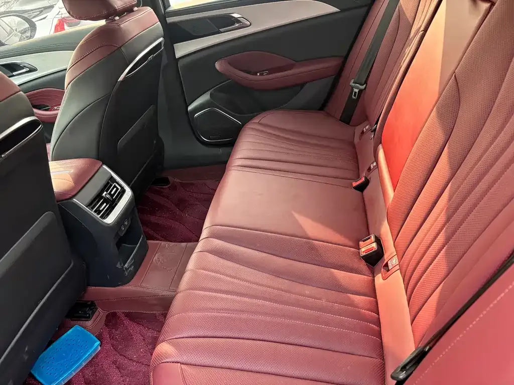 Hongqi H5 2024 из CN, фото 6