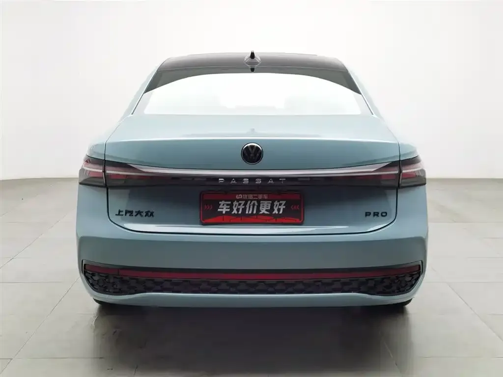 Volkswagen Passat — фото 7