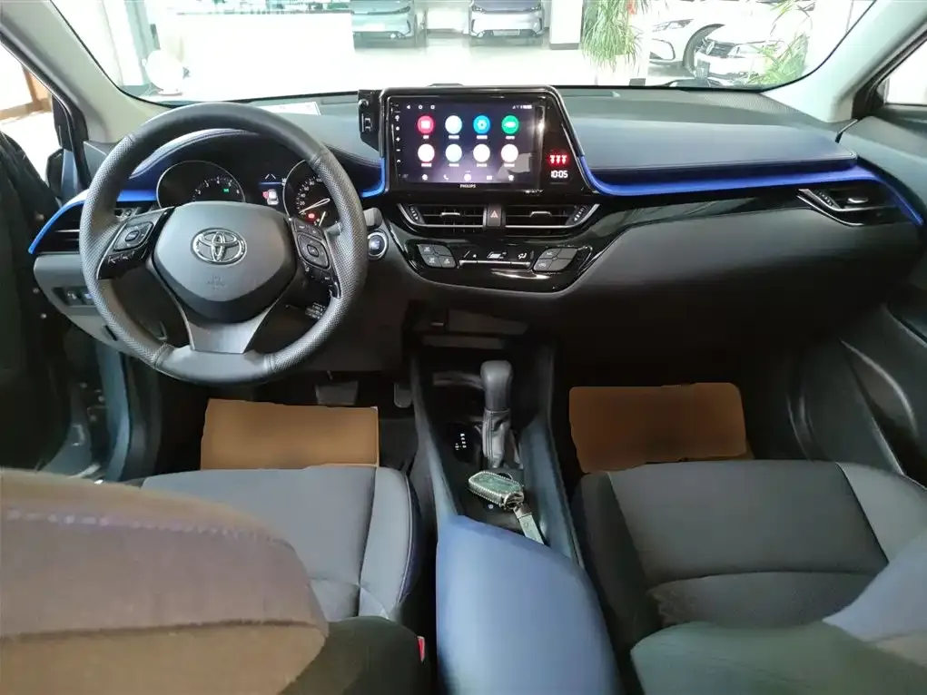 Toyota C-HR — фото 6