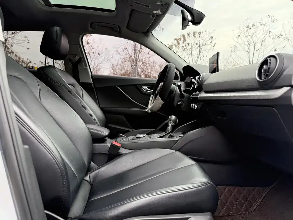 Audi Q2L 2021 из CN, фото 3