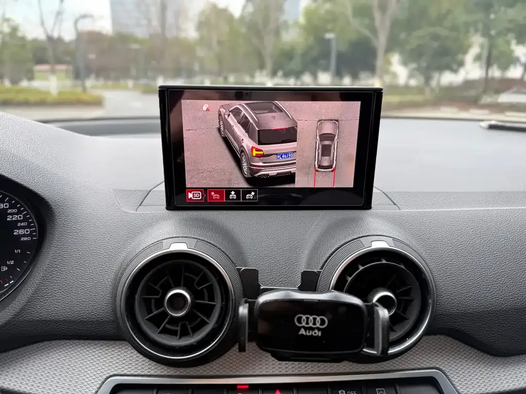 Audi Q2L 2021 из CN, фото 8