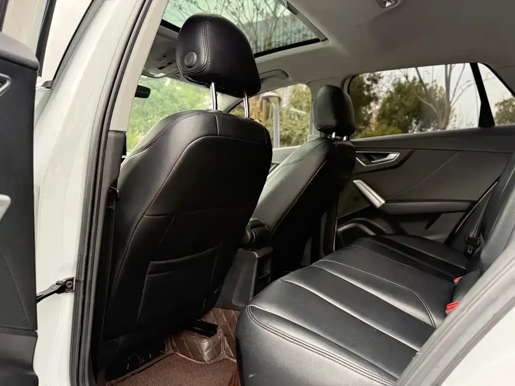 Audi Q2L 2021 из CN, фото 2