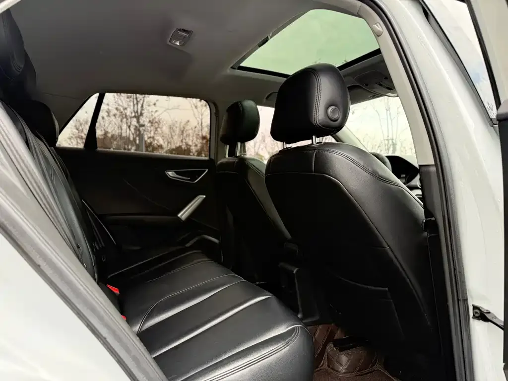 Audi Q2L 2021 из CN, фото 7