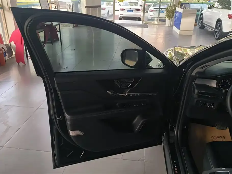Lincoln Corsair 2021 из CN, фото 4