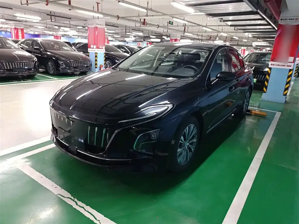Hongqi E-QM5 2022 из CN, фото 2