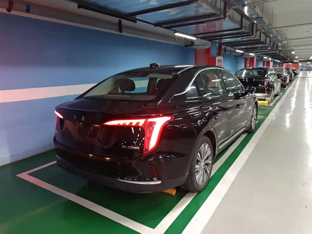 Hongqi E-QM5 2022 из CN, фото 7