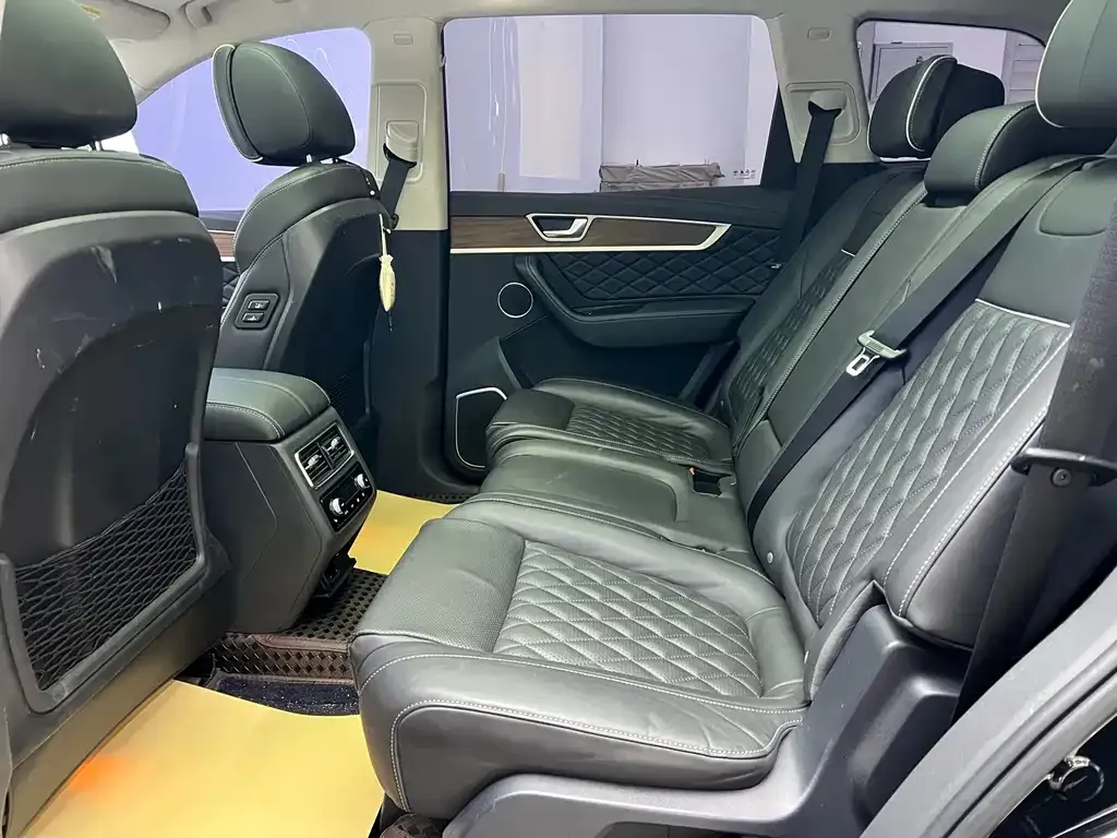 Hongqi HS7 2021 из CN, фото 5