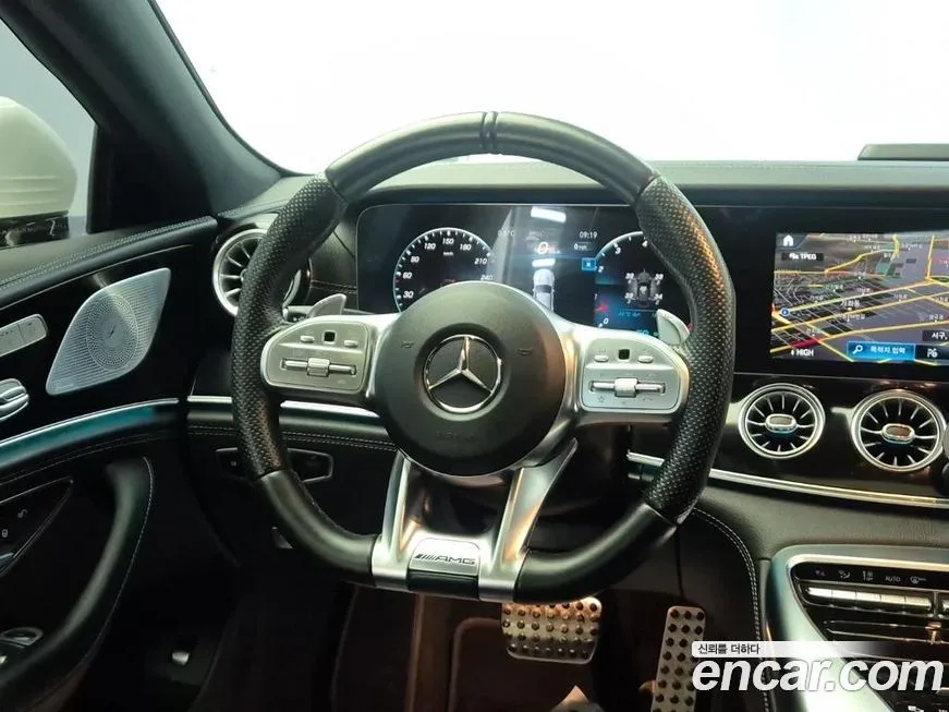 Mercedes-Benz AMG GT — фото 9