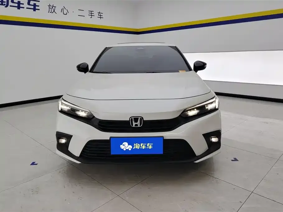 Honda Civic 2023 из CN, фото 2