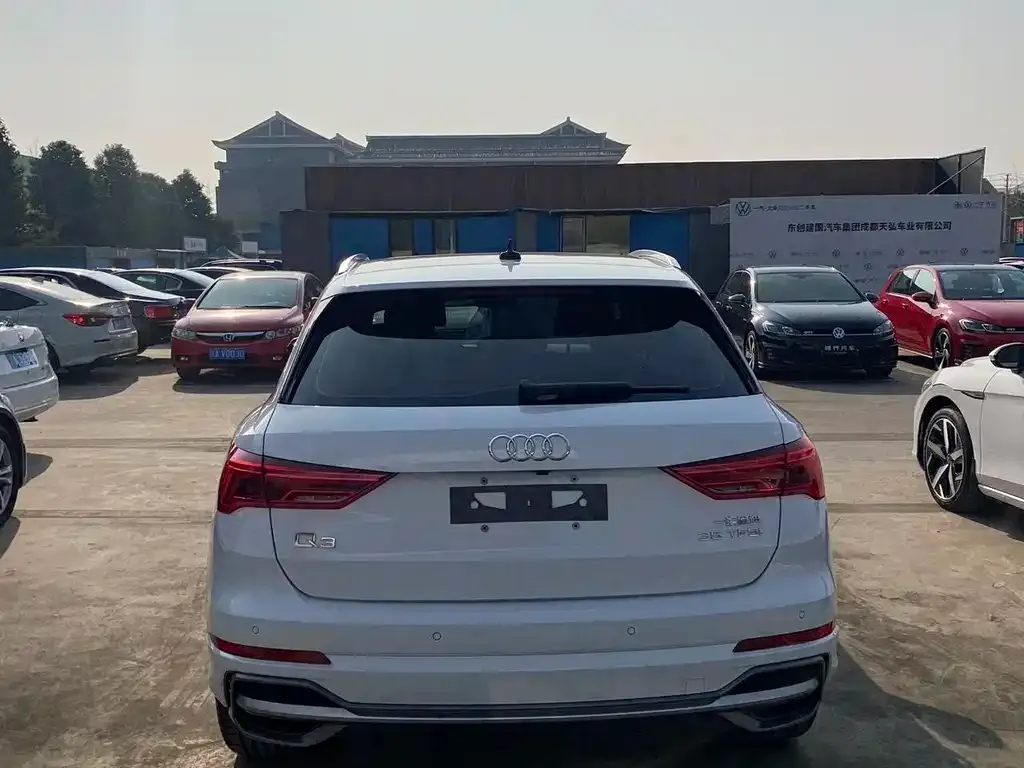 Audi Q3 2023 из CN, фото 6