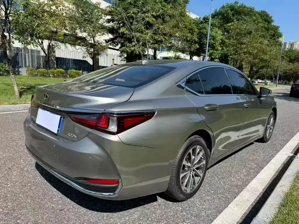 Lexus ES 2023 из CN, фото 7