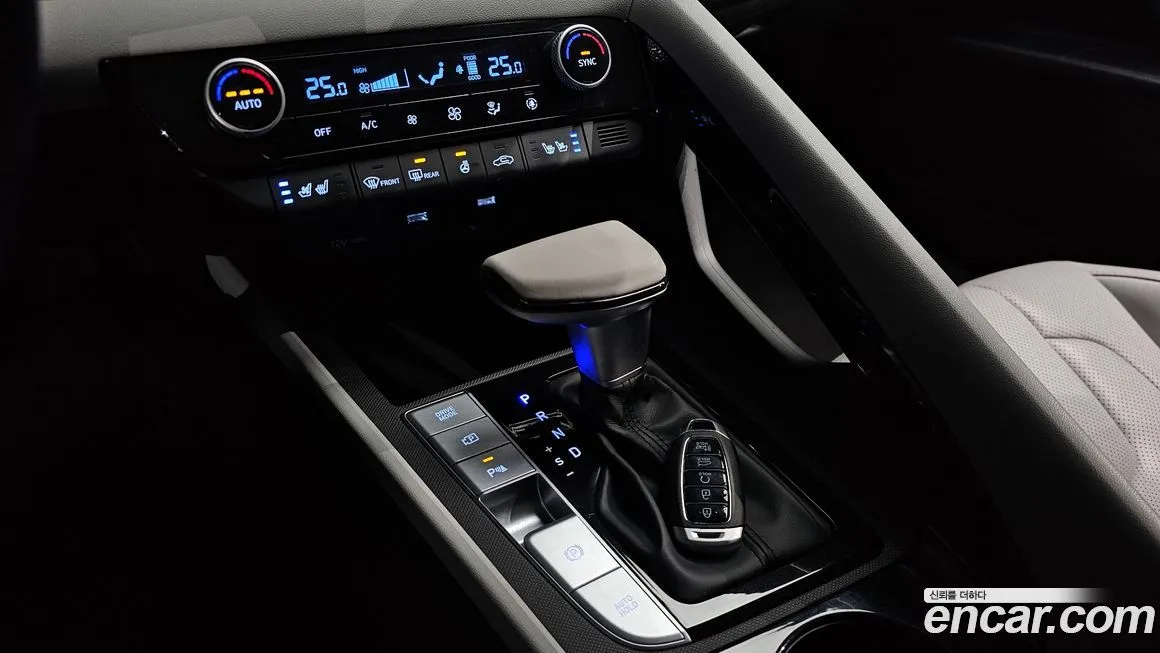 Hyundai AVANTE — фото 8