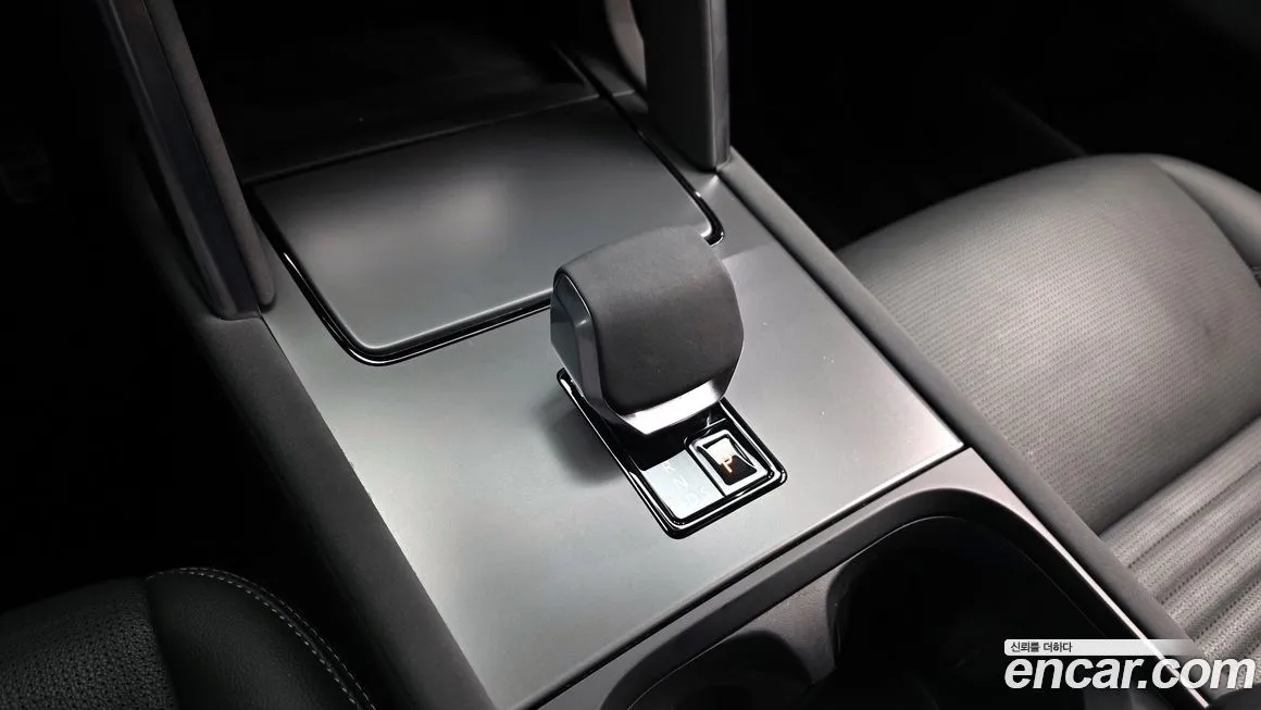 Land Rover Discovery Sport 2025 из KR, фото 3