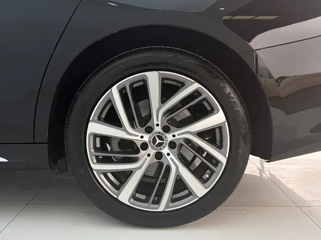 Mercedes-Benz E-Class 2024 из CN, фото 4