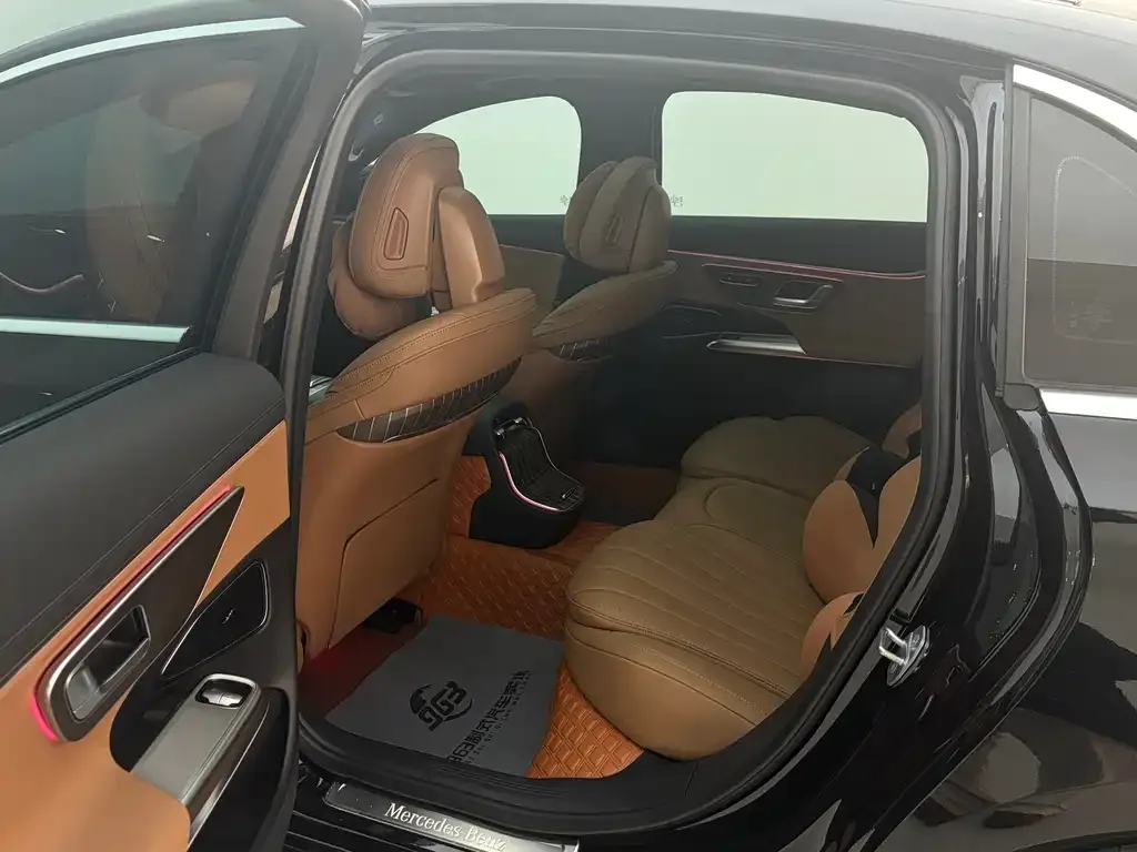 Mercedes-Benz E-Class 2024 из CN, фото 6