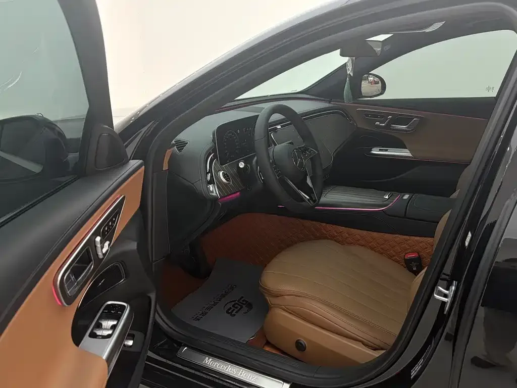 Mercedes-Benz E-Class 2024 из CN, фото 8