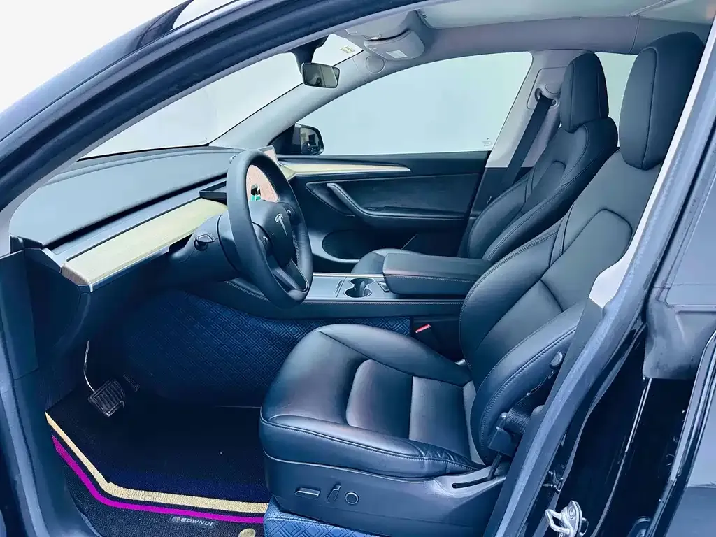 Tesla Model Y 2022 из CN, фото 10