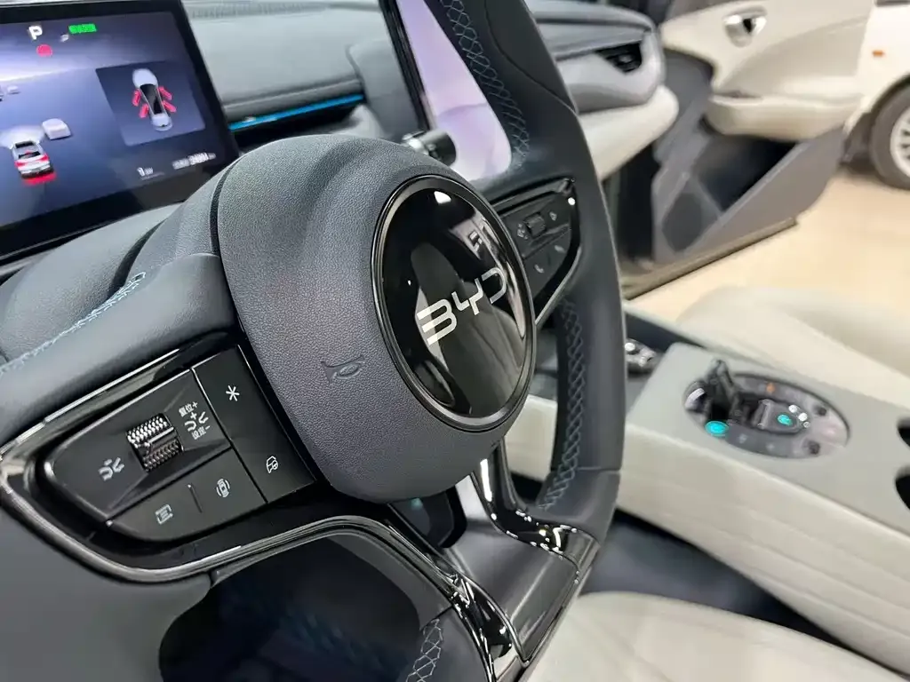 BYD Seal 06GT — фото 9