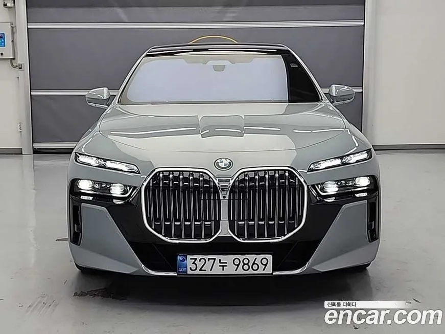 BMW 7-Series 2024 из KR, фото 2