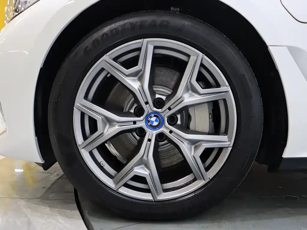 BMW i3 2024 из CN, фото 3