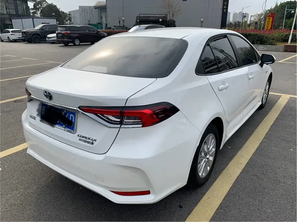 Toyota Corolla 2024 из CN, фото 10