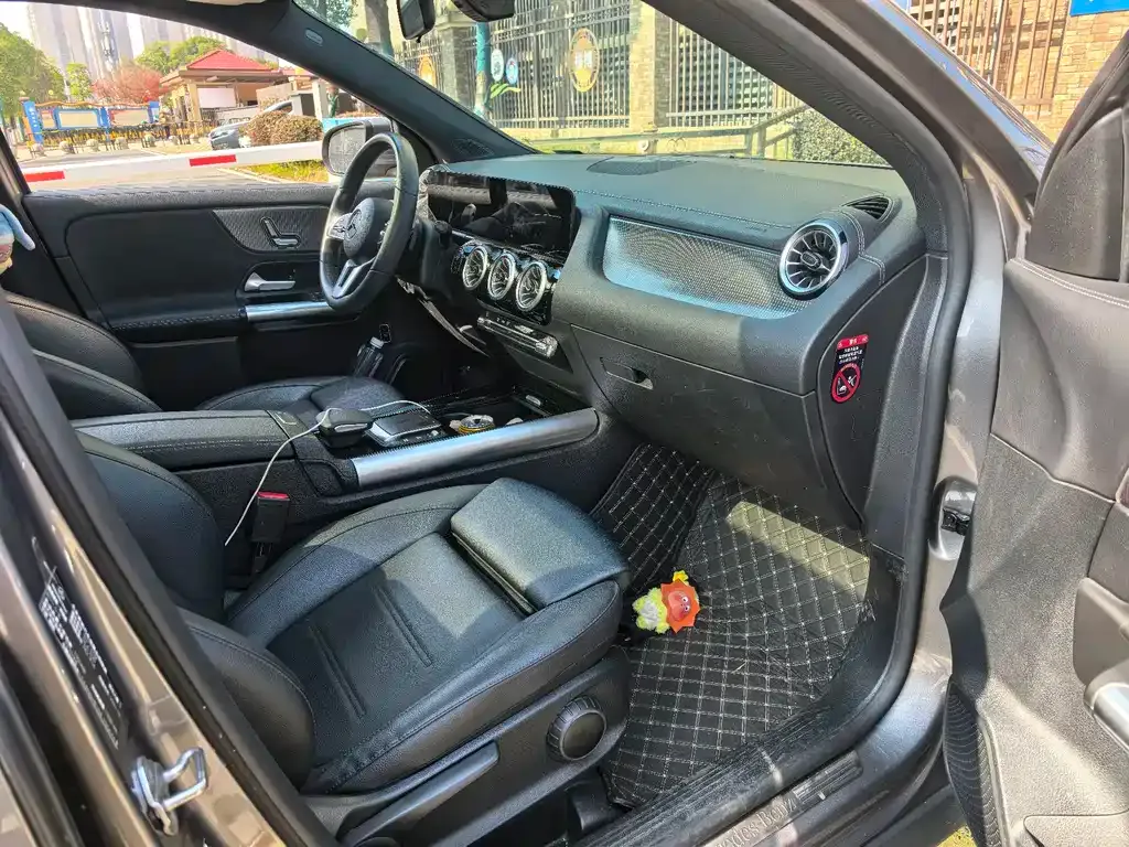 Mercedes-Benz GLA — фото 6