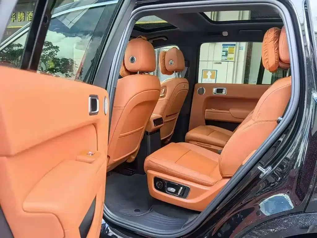 Li Auto L8 2025 из CN, фото 4