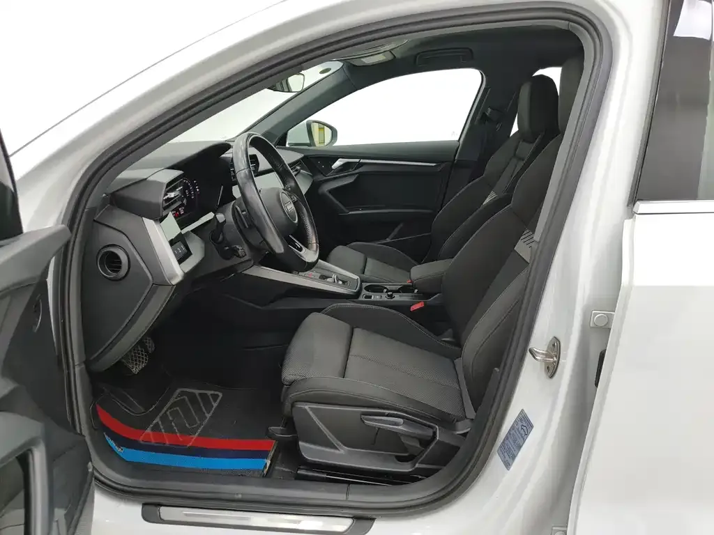 Audi A3 2022 из CN, фото 7