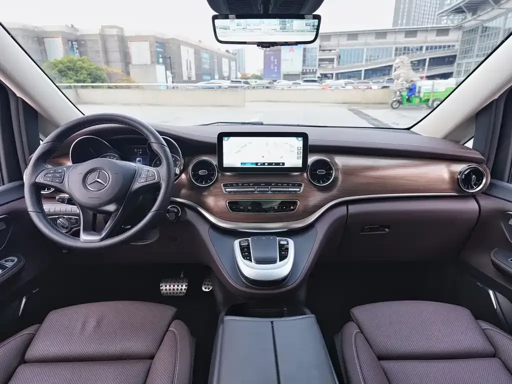 Mercedes-Benz V-Class 2023 из CN, фото 9