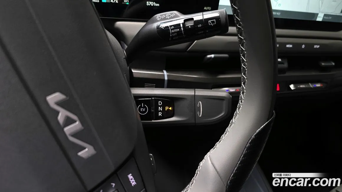 Kia EV3 — фото 9