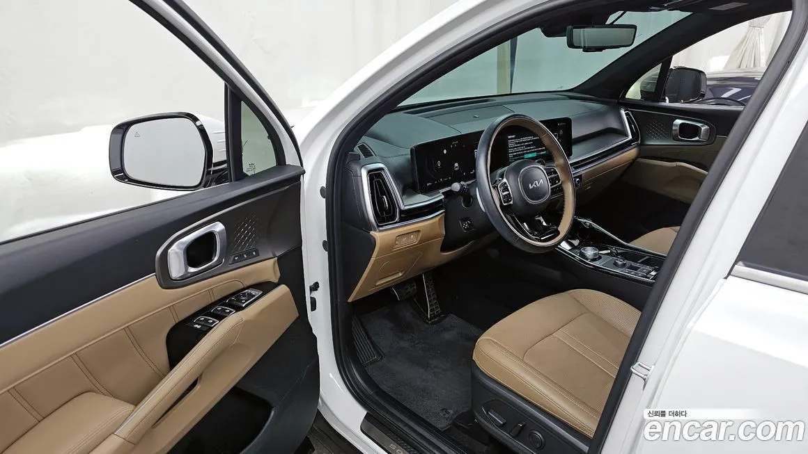 Kia Sorento — фото 8