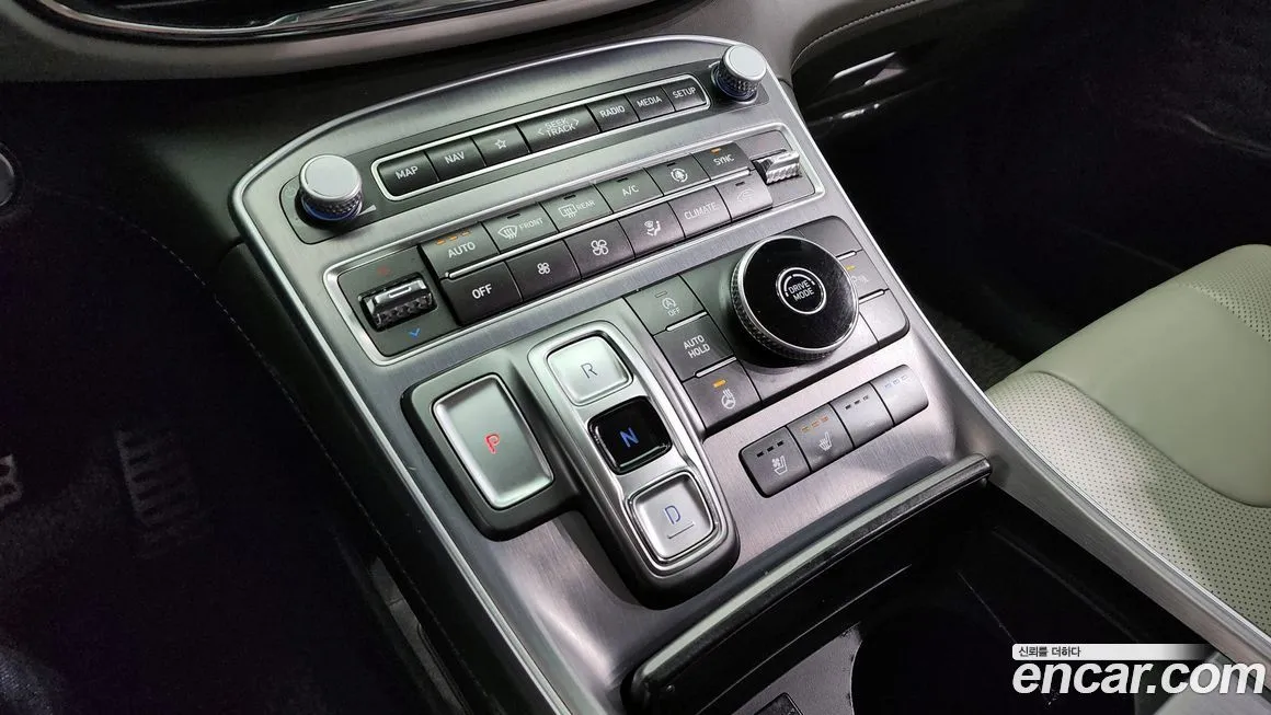Hyundai Santafe — фото 6