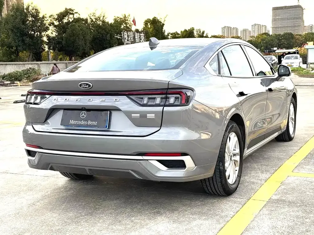 Ford Mondeo 2024 из CN, фото 9