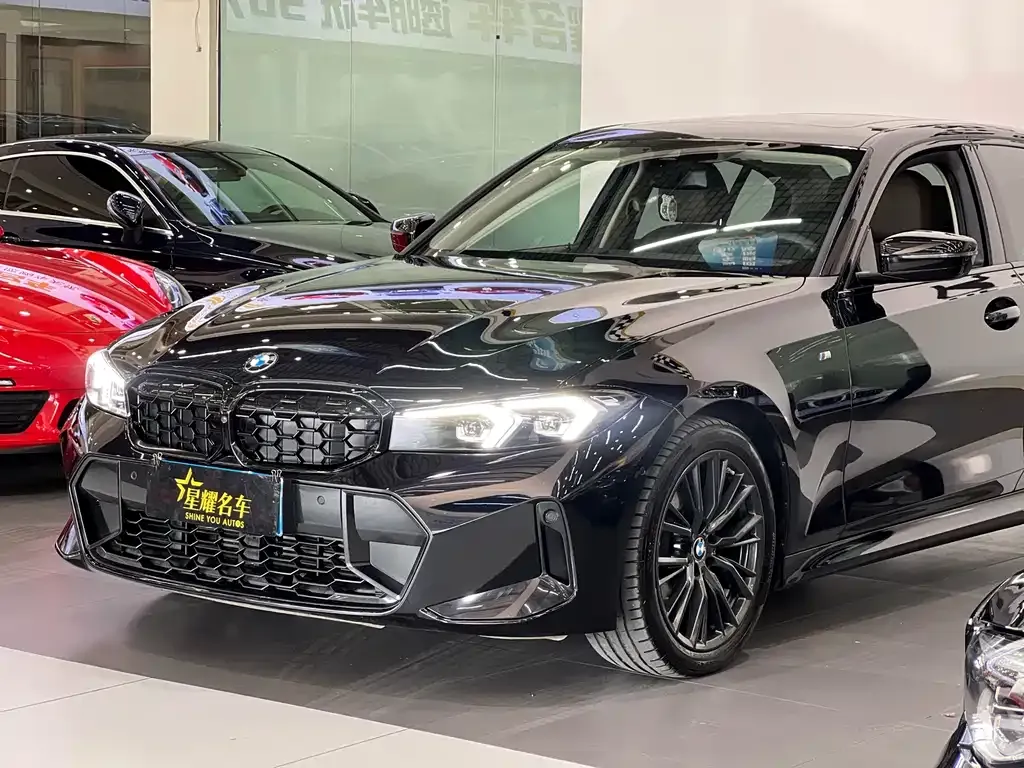 BMW 3 Series 2024 из CN, фото 2