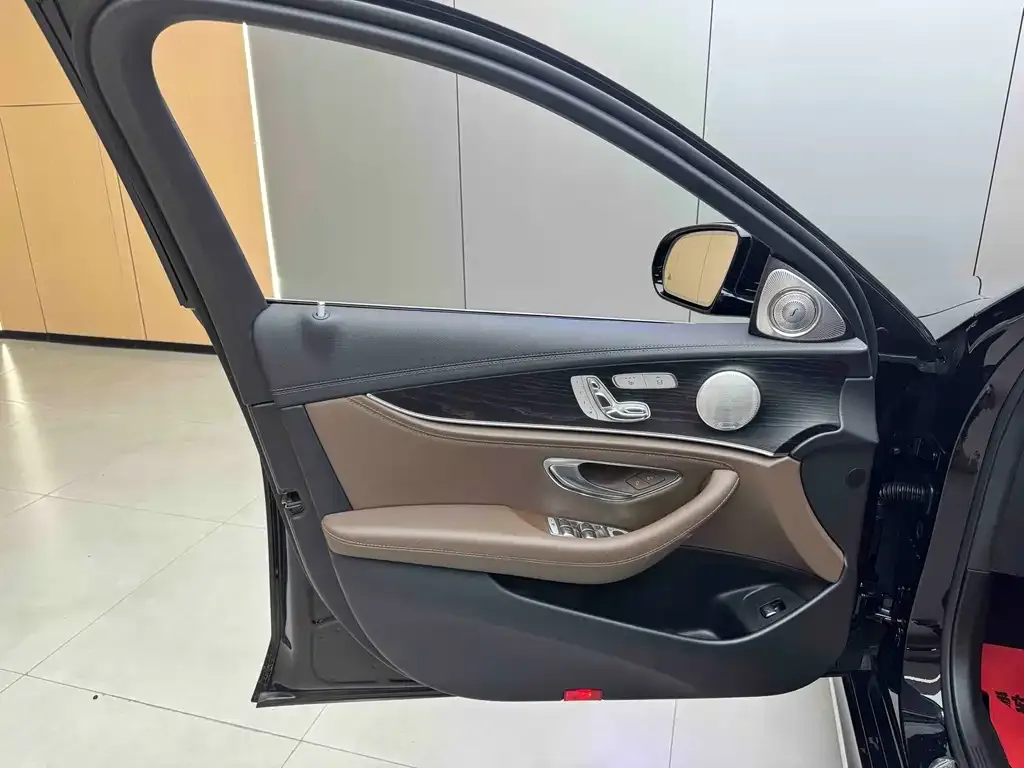Mercedes-Benz E-Class 2021 из CN, фото 5