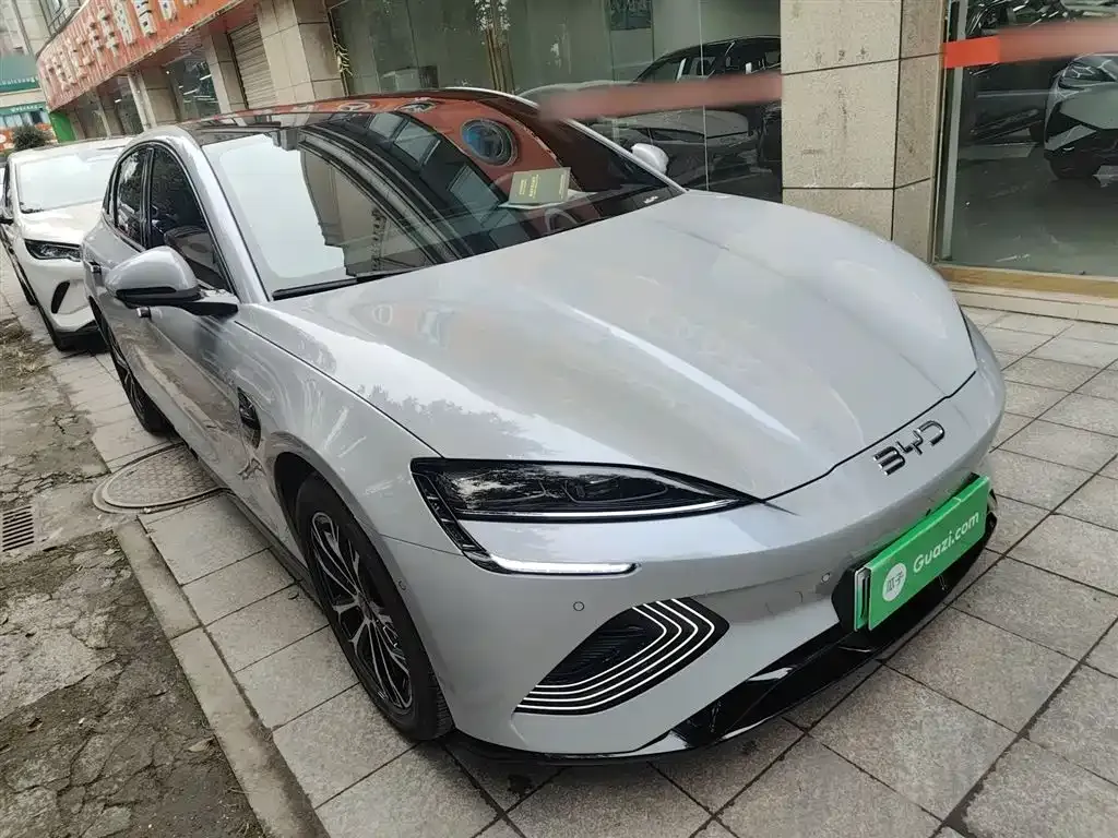 BYD Seal — фото 6