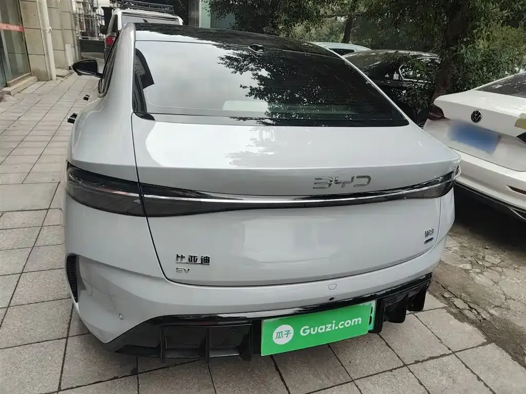 BYD Seal — фото 4