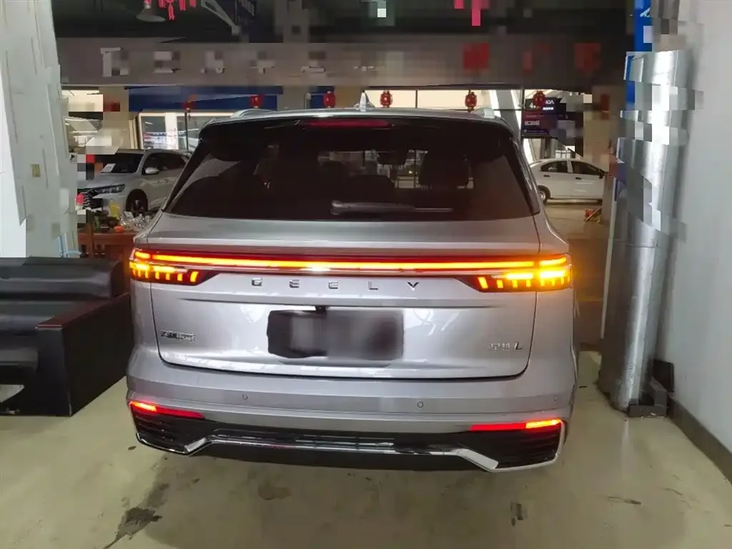 Geely Xingyue L 2024 из CN, фото 4