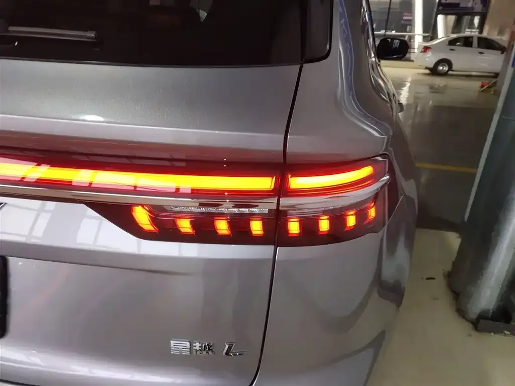 Geely Xingyue L 2024 из CN, фото 10