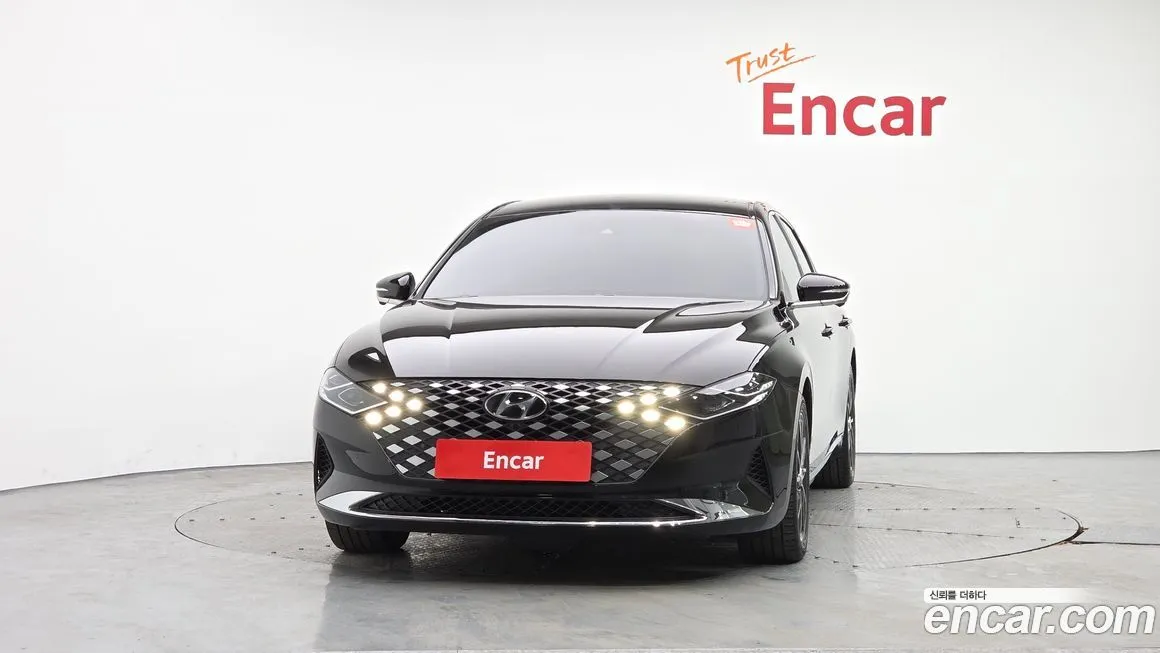 Hyundai Grandeur 2023 из KR, фото 2