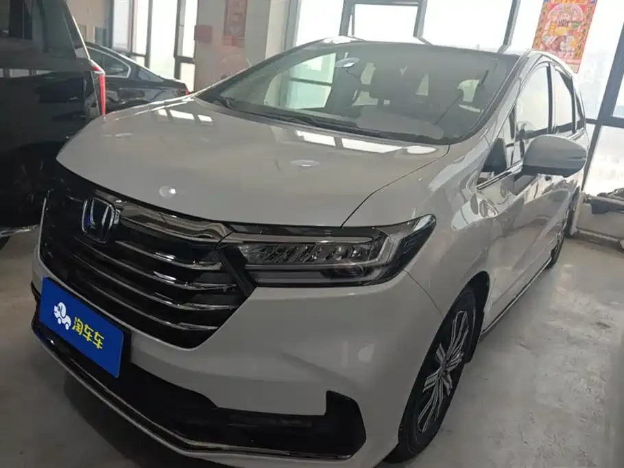 Honda Odyssey — фото 1