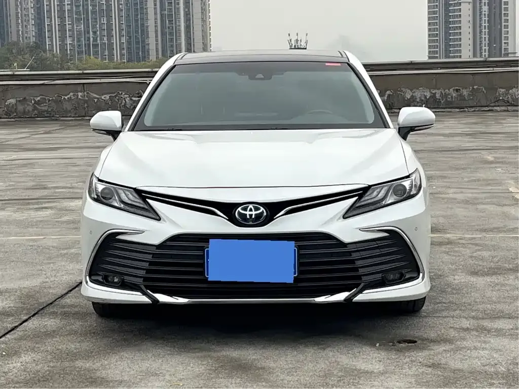 Toyota Camry 2023 из CN, фото 10