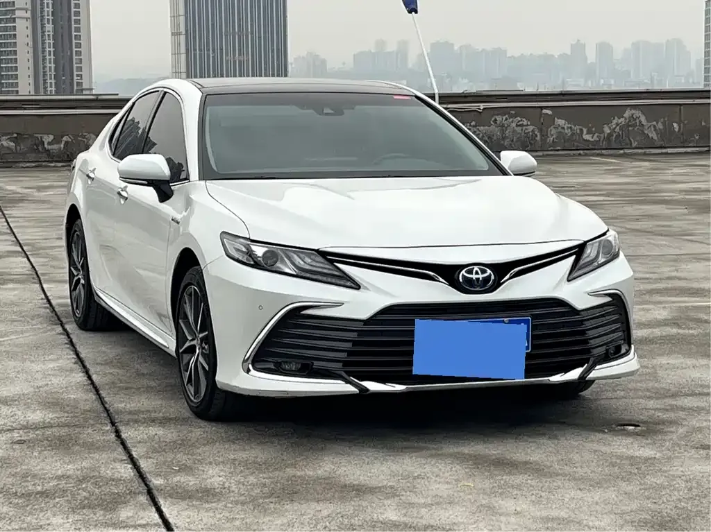 Toyota Camry 2023 из CN, фото 4