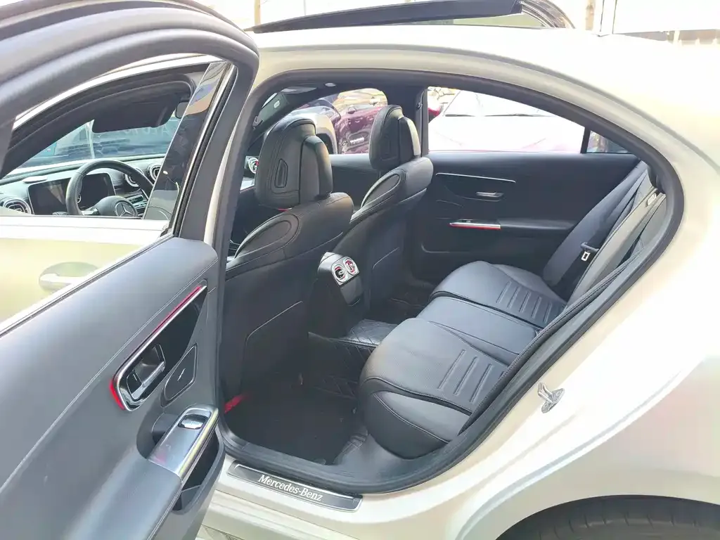 Mercedes-Benz C-Class 2023 из CN, фото 10