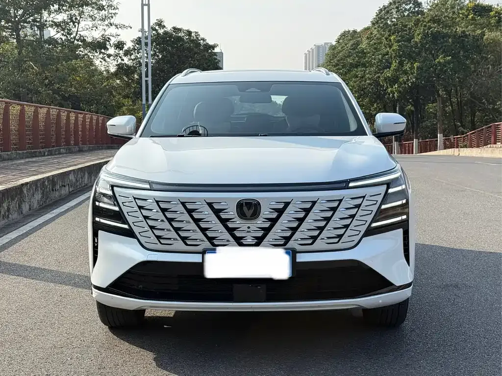 Changan CS75PLUS — фото 4
