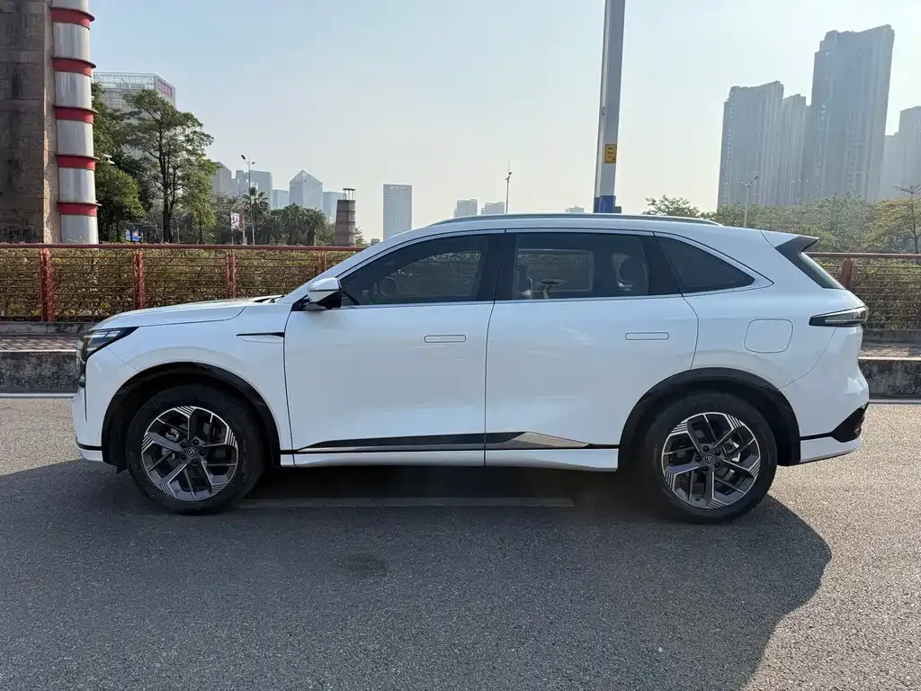 Changan CS75PLUS — фото 9