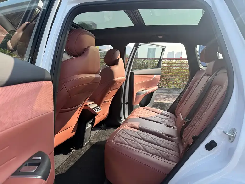 Changan CS75PLUS — фото 3